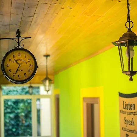 Hostel Sombra