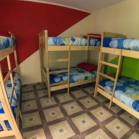 Hostel Sombra *